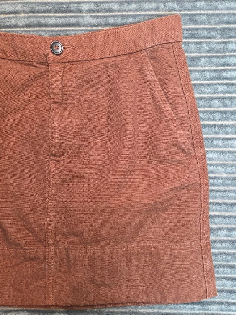 Everlane 100% Cotton Terracotta Mini Skirt with Front Button
